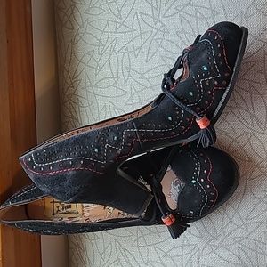 Miss L Fire black suede pumps with fun stitching